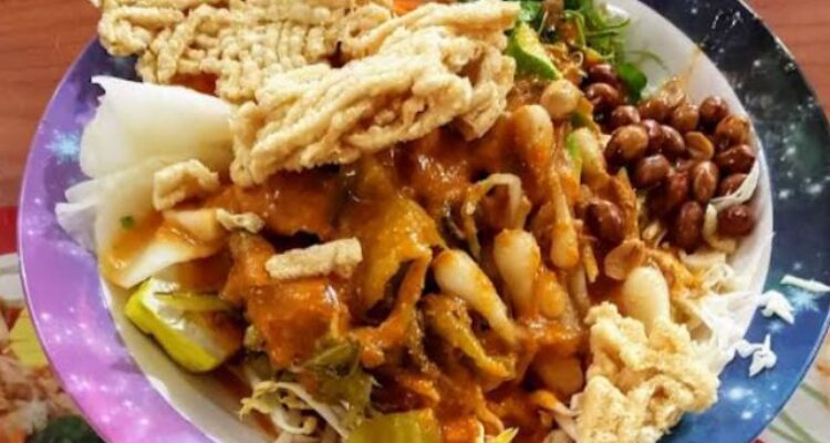 Jajan Asinan Bogor: Segar, Legendaris, dan Tetap Eksis di Zaman Sekarang