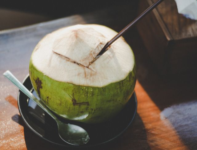 Tempat Jual Kelapa Kopior Viral di Bogor, Segar Banget Buat Healing Sambil Piknik