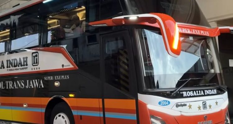 Informasi Cara Naik Bus Rosalia Indah dari Bogor ke Solo – Kenyamanan dan Fasilitas Tronton Jetbus 5
