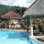 Villa 9 Cilember Puncak Bogor – Penginapan Besar, Fasilitas Lengkap, Dekat Curug