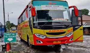 Naik Bus Arimbi Eksekutif Rute Bogor – Serang – Merak: Interior, Tarif, dan Sensasi Perjalanan