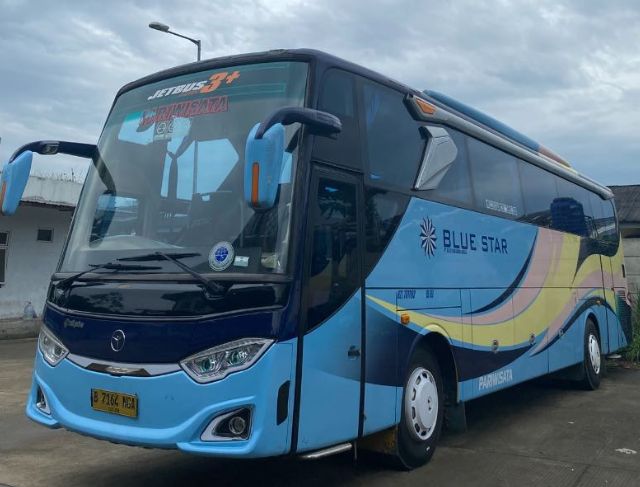 Review Bus Blue Line Rute Bogor – Ponorogo