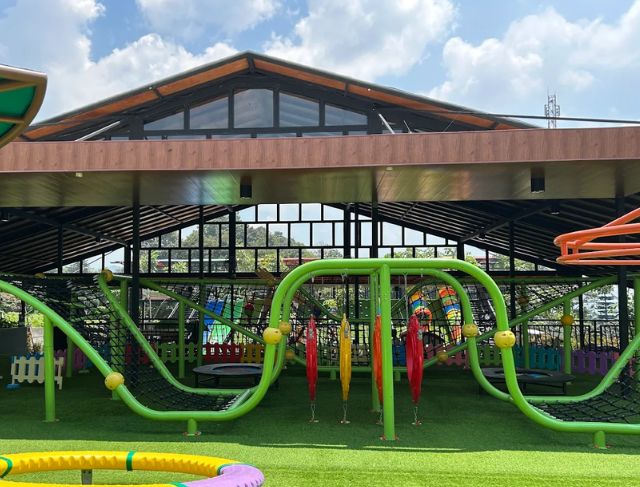 The Nice Playland Gunung Gelis Bogor: Wisata Keluarga Murah Meriah dengan Wahana Lengkap