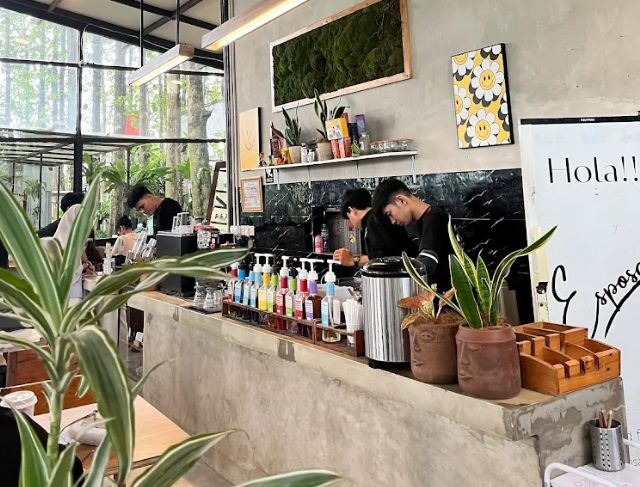 Esposa Coffee Bogor: Hidden Gem di Tengah Hutan Asri, Tempat Nongkrong Hits untuk Healing dan Quality Time