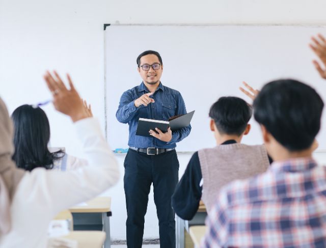 Pentingnya Kursus Bahasa Inggris untuk Semua Kalangan Pentingnya Kursus Bahasa Inggris untuk Semua Kalangan