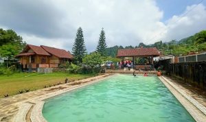 Villa Bambu Puncak Bogor View Gunung Salak & Pangrango, Fasilitas Lengkap Harga Mulai 2 Jutaan Villa Bambu Puncak Bogor View Gunung Salak & Pangrango, Fasilitas Lengkap Harga Mulai 2 Jutaan!
