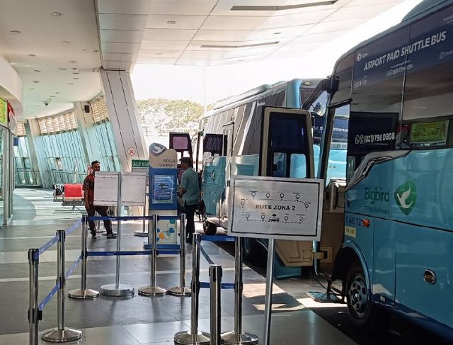 shuttle gratis bandara soekarno hatta