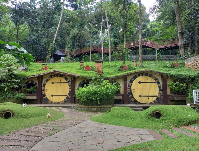 Cimory Land Puncak Bogor Review 2025: Harga Tiket, Wahana Baru Gokart, Skyride, dan Aktivitas Anak