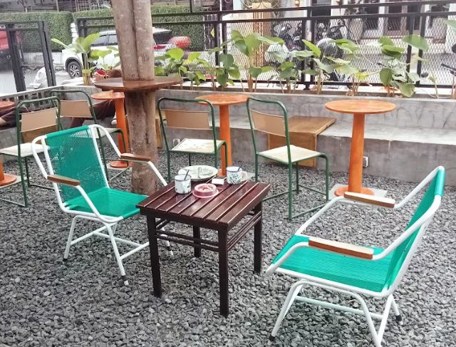 Tempat Ngopi Nuansa Jogja di Bogor Utara yang Menawarkan Donat Kampung Enak Harga Terjangkau