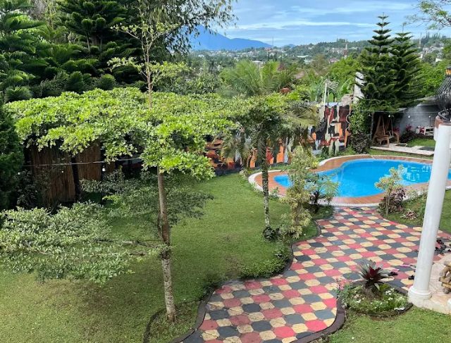 Review Villa New Remas Puncak Bogor dengan View Gunung untuk Rombongan Besar