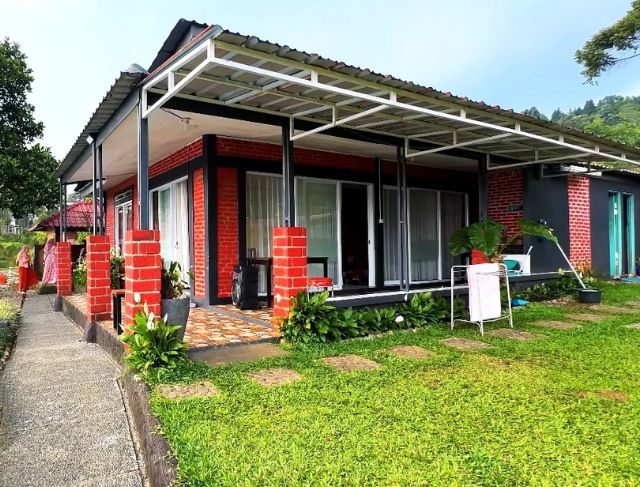 Staycation Villa Bata & Villa Tosca Mutiara Cawene