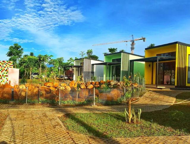 Cabin Geulis Cisarua Penginapan Baru Dekat Exit Tol Puncak Bogor