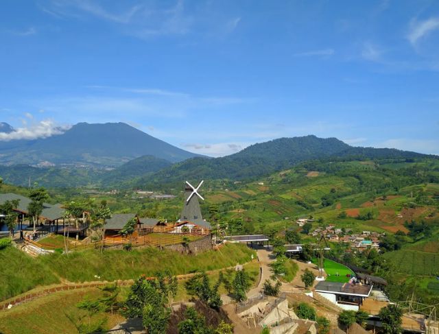 Rekomendasi Tempat Wisata Hits di Puncak Bogor untuk Liburan Keluarga dan Healing