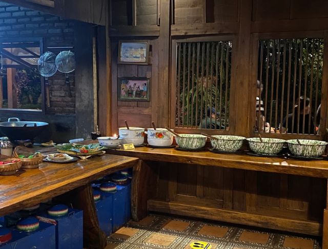 Review Warung Kopi Klotok Cisarua Puncak
