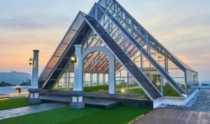 Hotel Horison Tulip Puncak Review Hotel dengan Waterpark Indoor dan View Pegunungan Terbaik di Cianjur