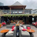 Tempat Nongkrong Instagramable dengan View Gunung Salak dan Pangrango di De Boekit Hambalang Bogor