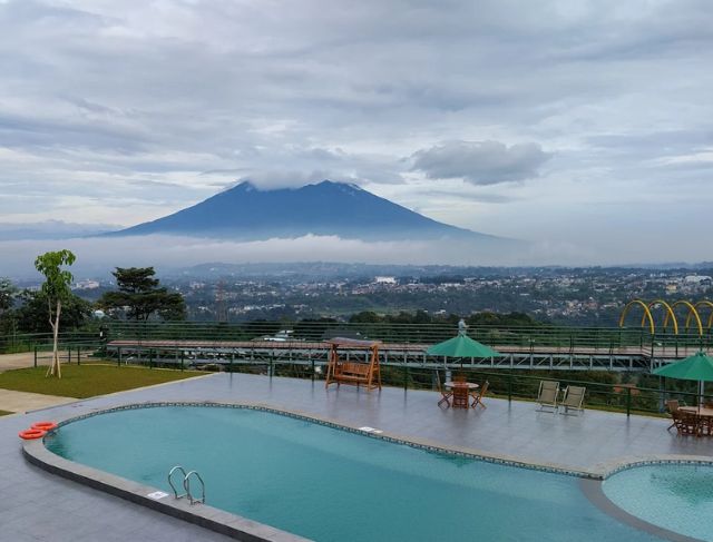 Review Wind Hill Mountain View Resort Puncak, Rekomendasi Resort View Gunung Salak Dekat Exit Tol