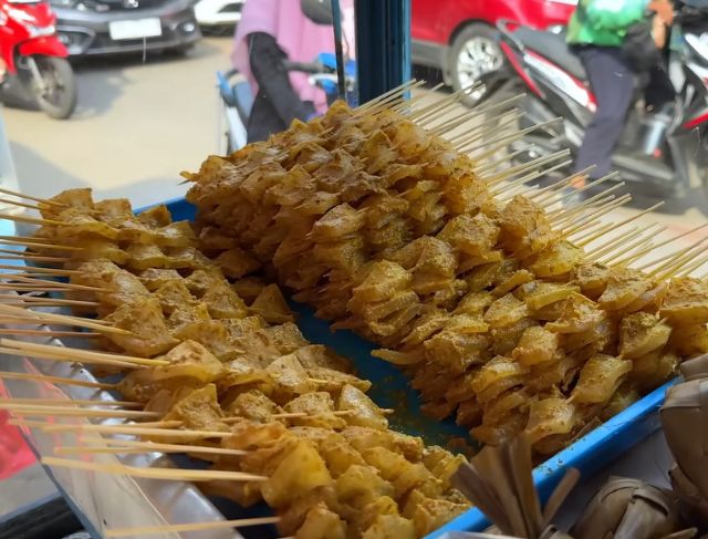 Beli Cungkring Gurumut Bogor Viral Harga Ekonomis dan Rasa Legendaris Pinggir Pasar