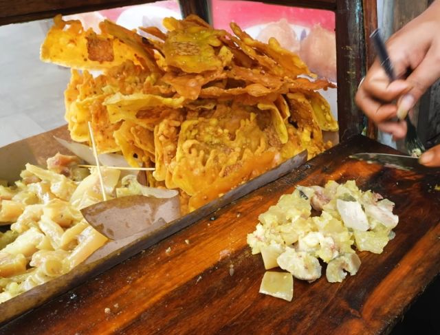 Review Porsi Rp50.000 Cungkring Pak Jumat Surya Kencana Bogor