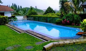 Villa Amirah, Rekomendasi Villa Puncak Bogor View Gunung Sawah Sungai Sekaligus untuk Liburan Keluarga