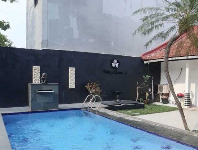 Liburan Bernuansa Bali di Sentul? Ini Review Lengkap Villa Wanara Sentul dengan Private Pool, Karaoke, dan Full AC