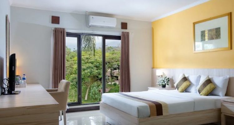 Review Hotel Palace Cipanas Cianjur Dekat Istana Cipanas untuk Staycation Keluarga