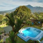 Villa Hacienda Elita Puncak Bogor, Villa Private Pool Bernuansa Pedesaan yang Cocok untuk Liburan Keluarga