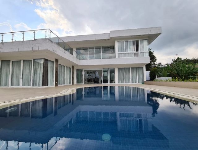 Villa Montana Sense Sentul, Rekomendasi Villa Mewah di Sentul Bogor dengan View Pegunungan dan Fasilitas Premium