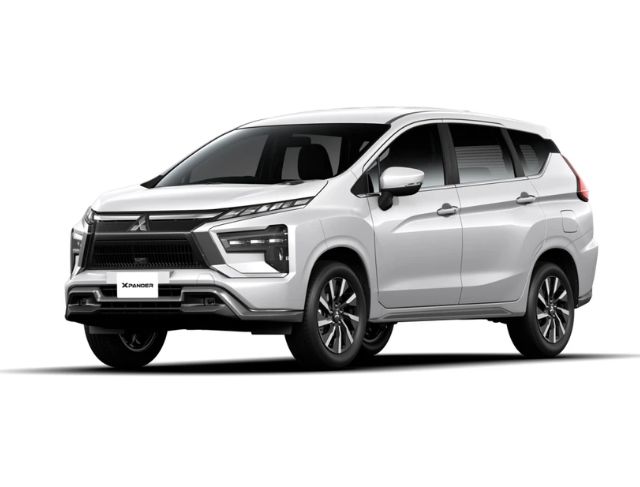 mobil bekas 7 seater murah di Bogor