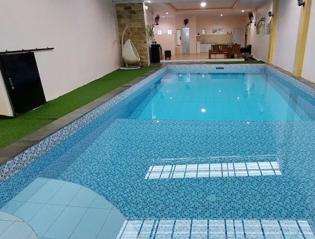Review Wetoz Mountain Villa Sentul Bogor Kapasitas 50–60 Orang dengan View Pegunungan