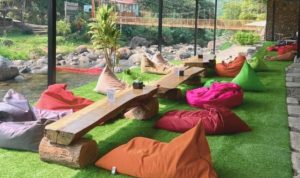 Three Men Koff Sentul Bogor, Cafe View Riverside Arah Gunung Pancar