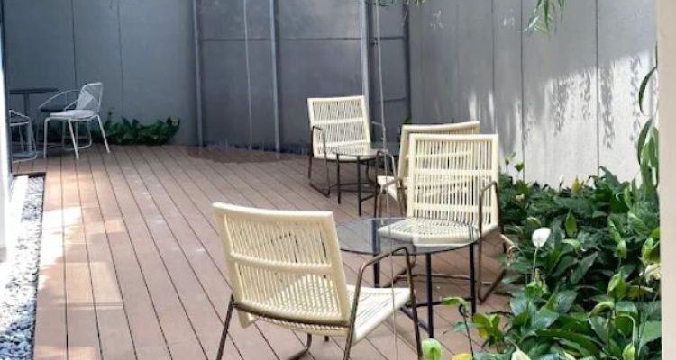 Tsuin Pajajaran Bogor, Coffee Shop Modern Bernuansa Estetik dengan Air Terjun Buatan dan Menu Brisket Favorit