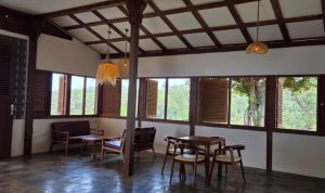 Cafe Bisa Kasih Makan Kelinci View Lembah, Khalasa Coffee Puncak