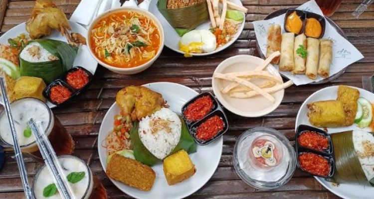 Kembali ke Alam Bubulak Bogor, Tempat Nongkrong Outdoor dengan Nuansa Hutan di Tengah Kota