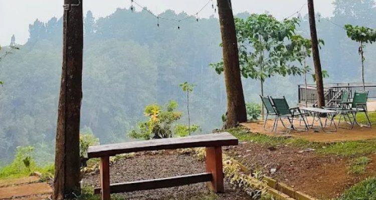 Tempat Nongkrong View Lembah, Rona Cafe and Camp Wisata Puncak Bogor