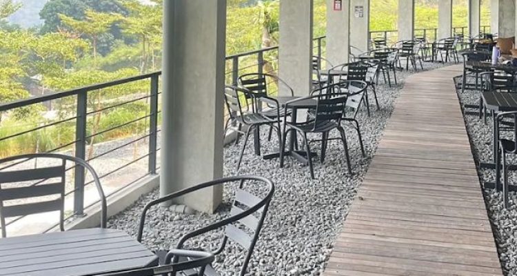 The Layer Cafe Mega Mendung Bogor, Tempat Nongkrong view Puncak Dekat Jalan Tol