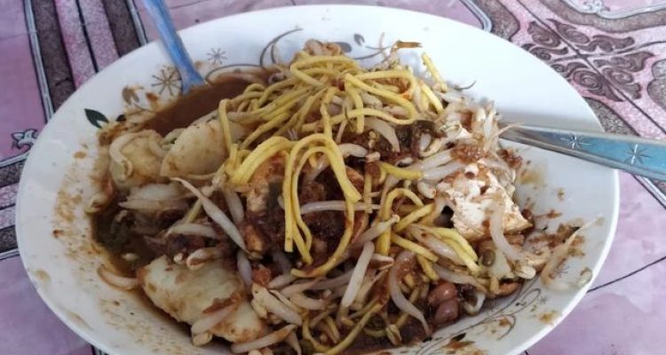 Toge Goreng Pak Endang Surya Kencana, Kuliner Bogor dengan Tauco Gurih, Tauge Renyah, dan Sambal Pedas