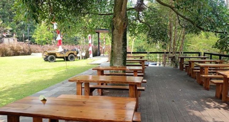 Vana Shankara Bogor, Cafe dengan View Lembah dan Suasana Asri di Caringin