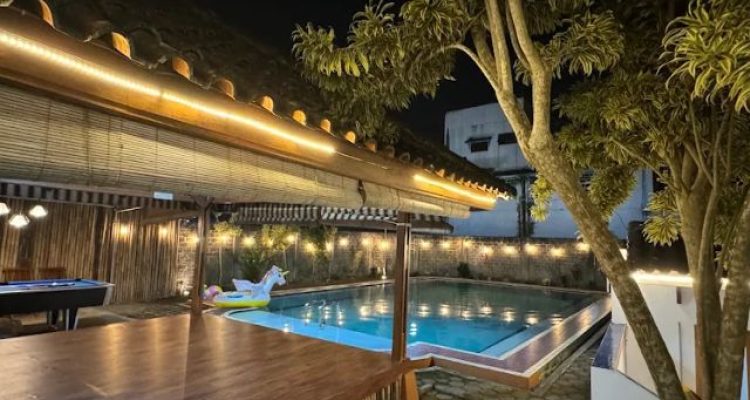 Villa Brilliant Puncak Bogor, Vila Private Pool Kapasitas 30 Orang di Cisarua