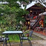 Review Kopi Susu Gula Aren dan Donat Campur di Coffee Shop Riverside Uncle Jo X Bar Warung Jambu Bogor