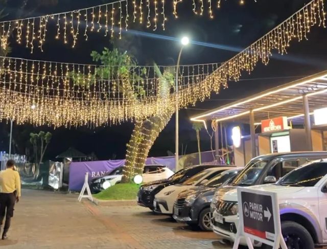 Review Tempat Nongkrong Terbaru di Ciawi, Rancamaya Square