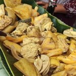 Tempat Makan Soto Jeroan Komplit Kuah Gurih, Soto Kuning Bogor Bu Yanti